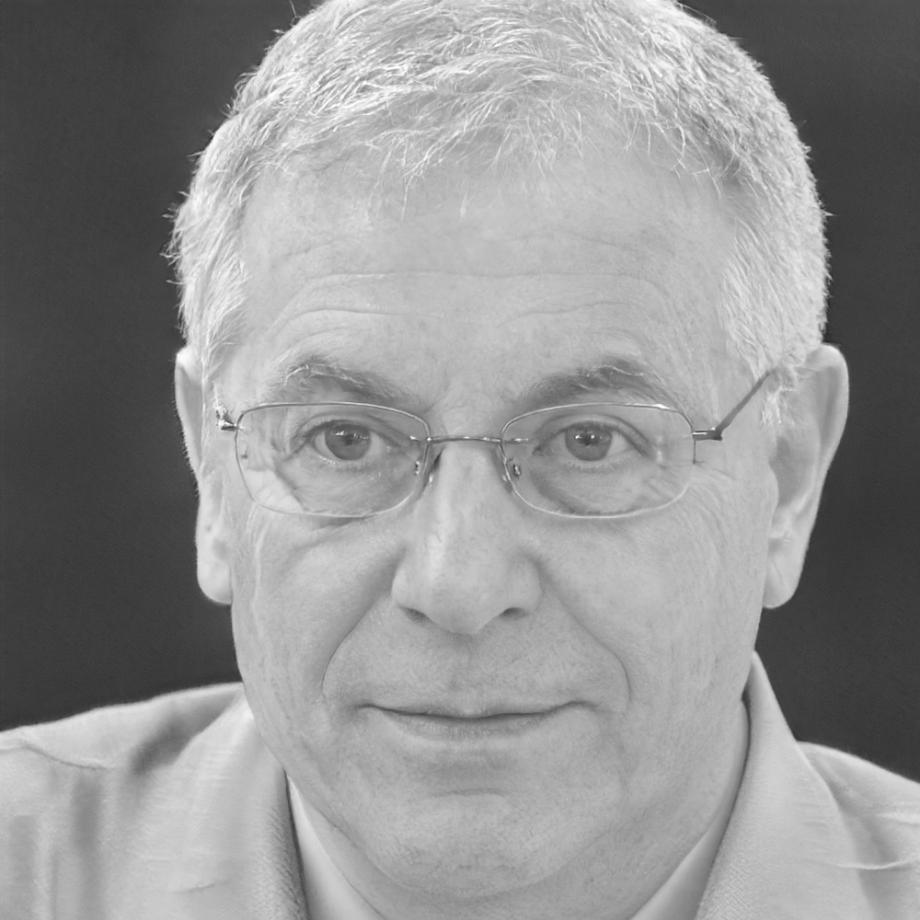 Portrait von Dozent Markus Brenner